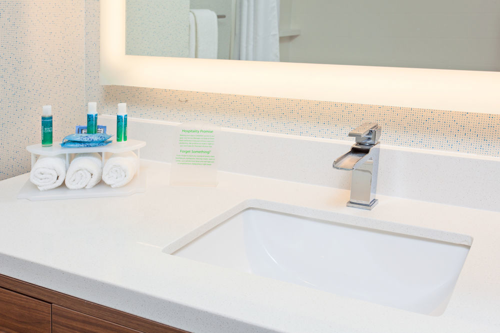 Holiday Inn Express & Suites Houston S - Medical Ctr Area By Ihg מראה חיצוני תמונה
